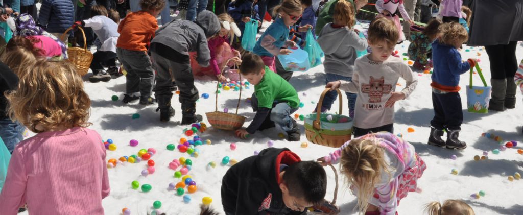 Inline image showing kids hunting for Easter Eggs at Tahoe Donner